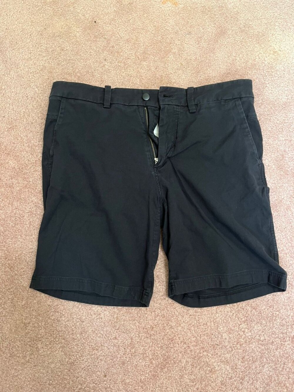 Lululemon Black Shirts Size 36, fits more like a 34